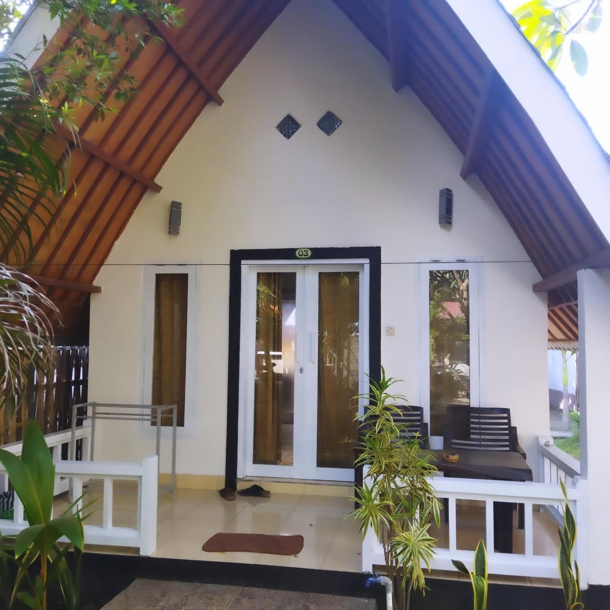 Balengku Homestay Gili Air Bagian luar foto