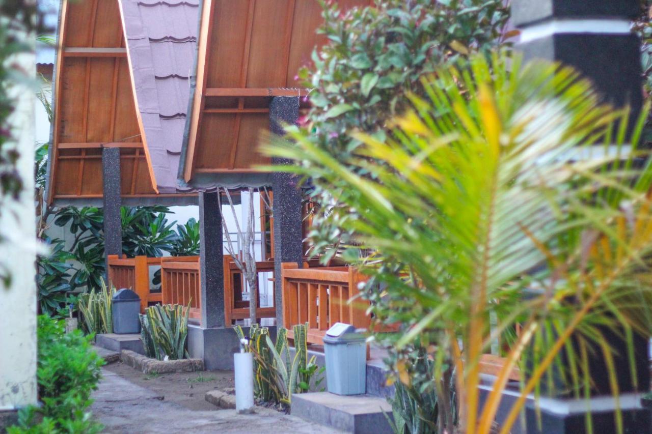 Balengku Homestay Gili Air Bagian luar foto